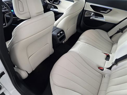 New 2026 Mercedes-Benz E 350 Sedan image 12