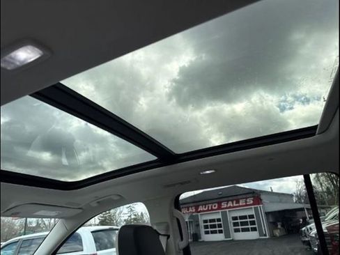 Used 2024 GMC Acadia Denali w/ Super Cruise Package image 17