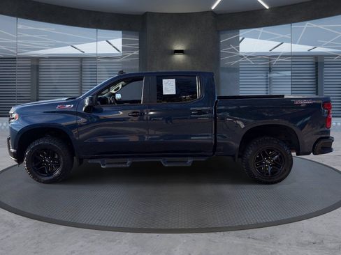 Certified 2022 Chevrolet Silverado 1500 LT Trail Boss w/ Safety Package AWD/4WD image 3