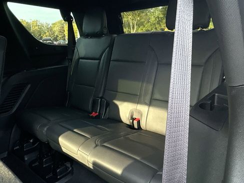 Used 2024 Chevrolet Tahoe LT w/ Luxury Package image 33