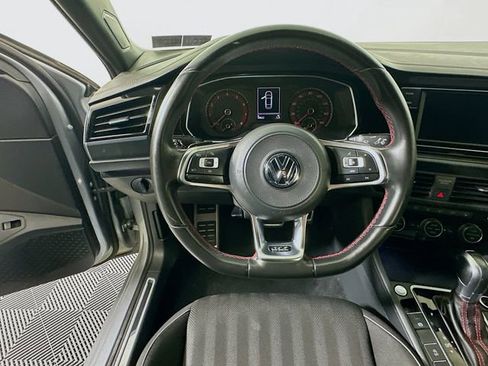 Used 2019 Volkswagen Jetta GLI FWD image 11