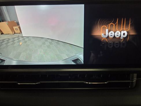 New 2026 Jeep Gladiator Sport image 10