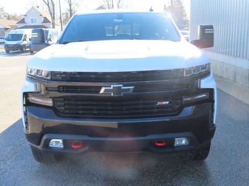 Used 2020 Chevrolet Silverado 1500 LT Trail Boss AWD/4WD image 11