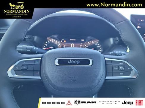 New 2026 Jeep Compass Latitude AWD/4WD image 10