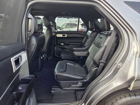 Used 2022 Ford Explorer ST w/ Equipment Group 401A image 19