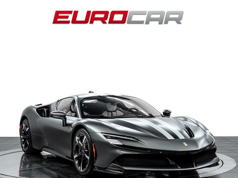 Used 2023 Ferrari SF90 Stradale AWD/4WD image 7