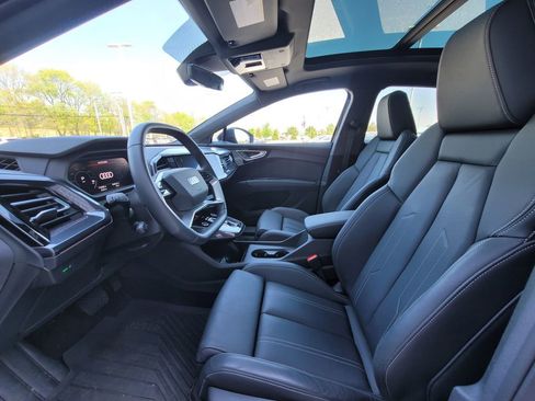 Certified 2023 Audi Q4 e-tron Premium Plus w/ Premium Plus AWD/4WD image 13