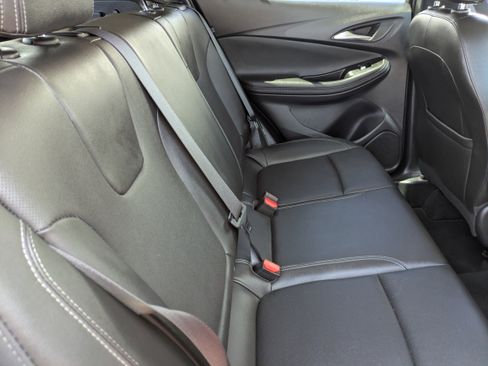 Used 2024 Buick Encore GX Sport Touring AWD/4WD image 14