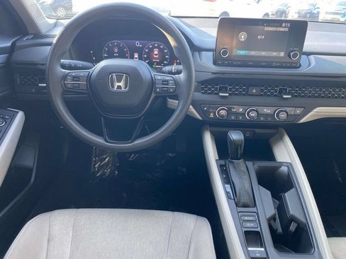 Used 2024 Honda Accord EX image 9