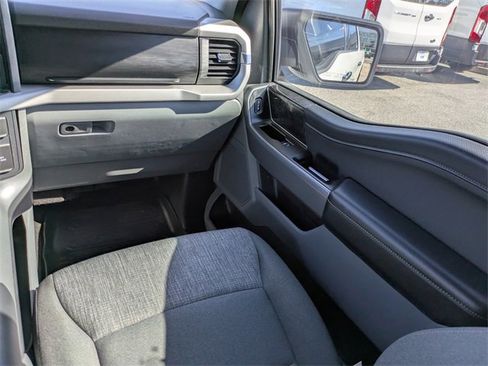 Certified 2022 Ford F150 XLT w/ Equipment Group 302A High image 17