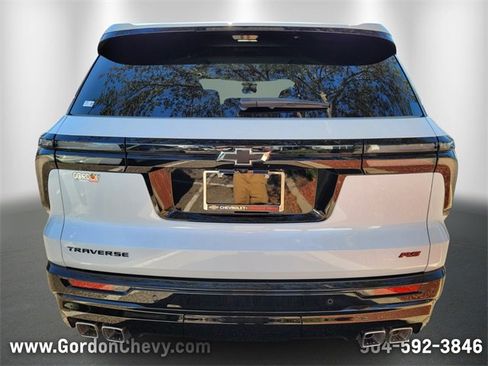 New 2026 Chevrolet Traverse RS image 5