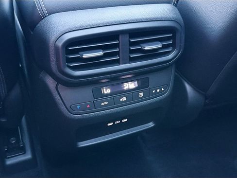 Used 2025 Honda Pilot Touring image 27