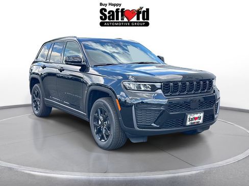 New 2026 Jeep Grand Cherokee Altitude AWD/4WD image 10