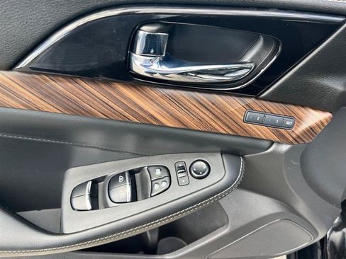 Used 2016 Nissan Maxima Platinum FWD image 10