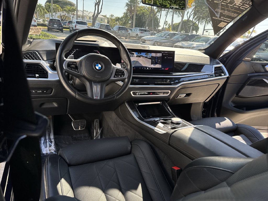Used 2024 BMW X5 xDrive40i w/ M Sport Package AWD/4WD image 35