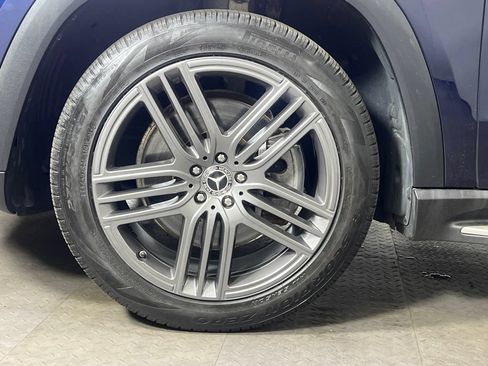 Used 2021 Mercedes-Benz GLS 450 4MATIC image 11