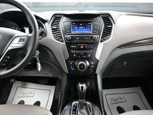 Used 2018 Hyundai Santa Fe Sport FWD image 17
