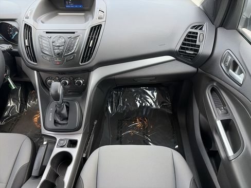 Used 2016 Ford Escape SE FWD image 16
