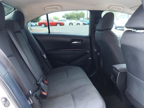 Used 2021 Toyota Corolla LE image 26