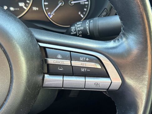 Used 2023 MAZDA MAZDA3 s image 20