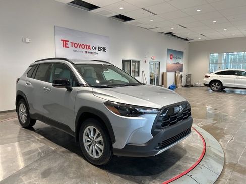 New 2026 Toyota Corolla Cross LE image 1
