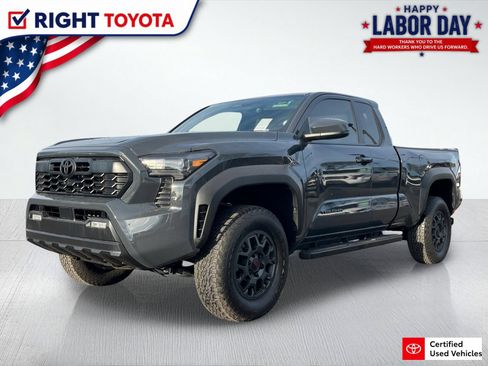 Certified 2025 Toyota Tacoma PreRunner RWD image 1