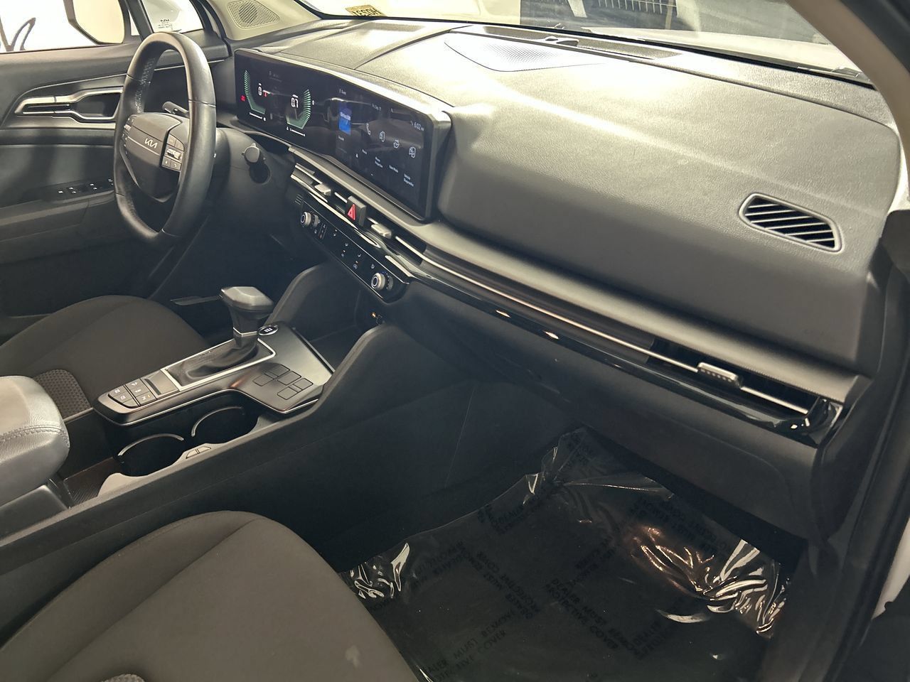 Used 2026 Kia Sportage LX FWD image 27