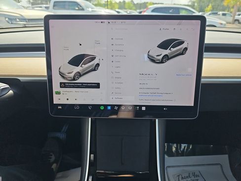 Used 2020 Tesla Model Y Long Range AWD/4WD image 25