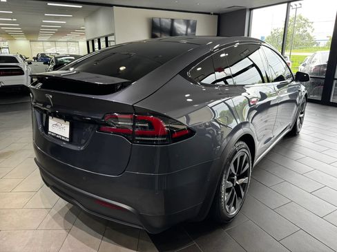 Used 2022 Tesla Model X Plaid AWD/4WD image 5
