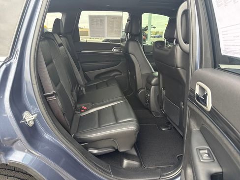 Used 2021 Jeep Grand Cherokee Limited image 30