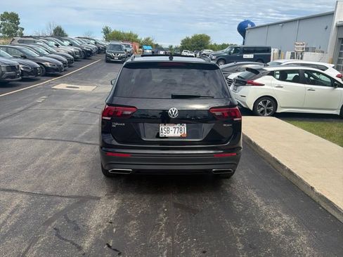 Used 2019 Volkswagen Tiguan SE w/ Panoramic Sunroof Package AWD/4WD image 5