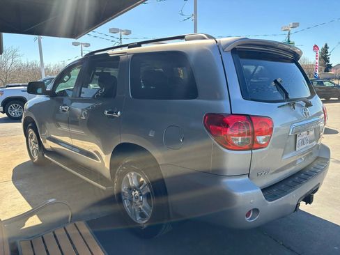 Used 2008 Toyota Sequoia Limited image 3