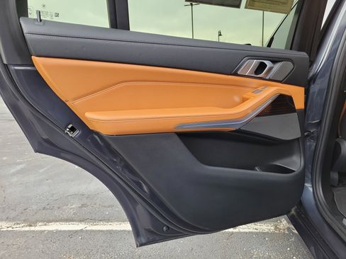 Used 2019 BMW X7 xDrive40i w/ Premium Package image 13