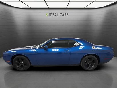 Used 2012 Dodge Challenger SXT