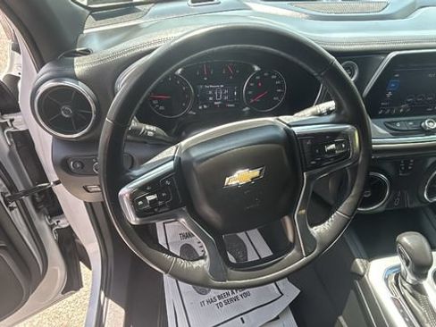 Used 2022 Chevrolet Blazer LT AWD/4WD image 12