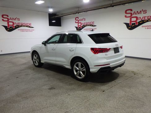 Used 2024 Audi Q3 2.0T Premium Plus AWD/4WD image 2