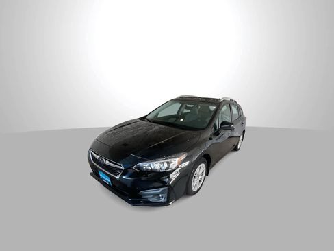 Used 2017 Subaru Impreza 2.0i Premium image 4