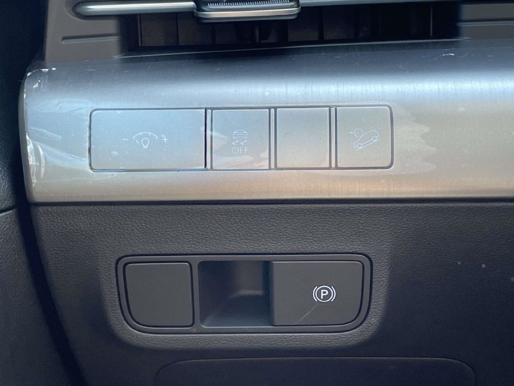 New 2026 Hyundai Kona SEL Sport AWD/4WD image 17