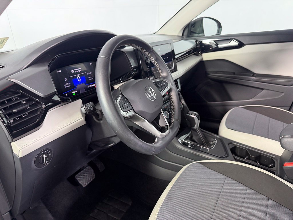 Used 2025 Volkswagen Taos S FWD image 11