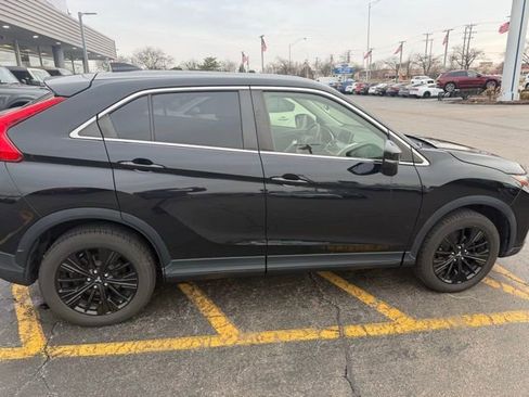 Used 2018 Mitsubishi Eclipse Cross LE image 8