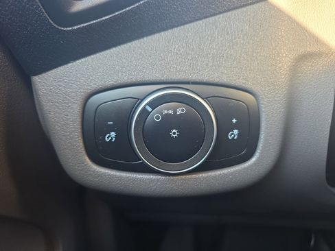 Certified 2019 Ford Transit Connect XL image 32