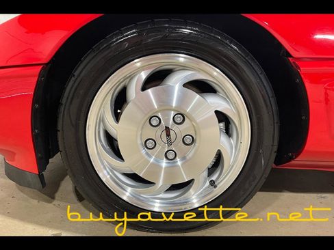 Used 1996 Chevrolet Corvette Coupe image 8