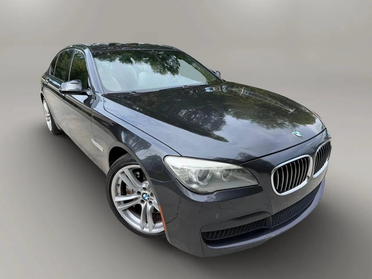 Used 2013 BMW 750Li RWD image 12