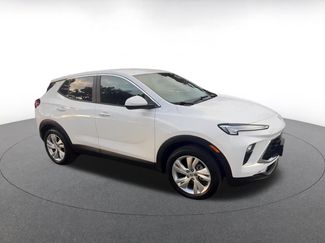 Used 2025 Buick Encore GX Preferred video 2
