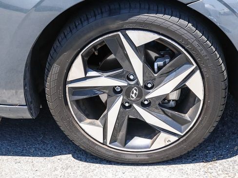 Used 2023 Hyundai Elantra SEL w/ Convenience Package FWD image 20