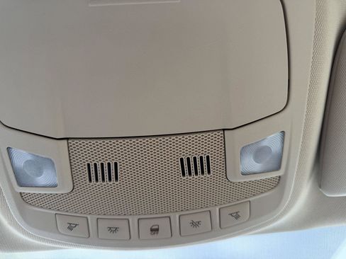 Used 2015 Ford Fusion SE image 16