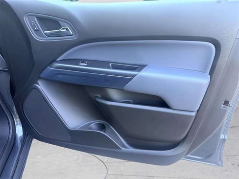 Used 2016 Chevrolet Colorado Z71 RWD image 15