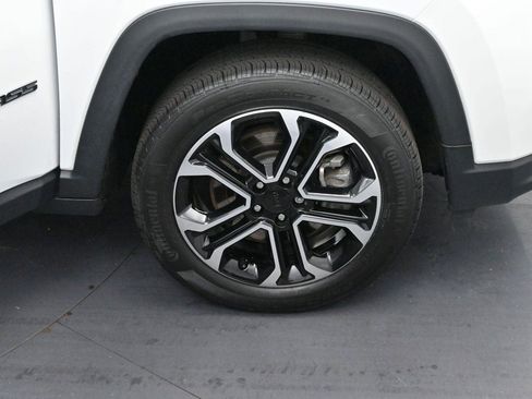 Used 2023 Jeep Compass Limited AWD/4WD image 30