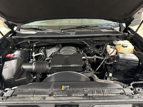 Used 2022 Chevrolet Silverado 2500 LT w/ Convenience Package image 24