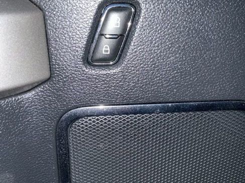 Used 2022 Ford F350 Lariat w/ FX4 Off-Road Package image 28